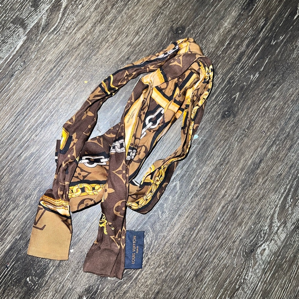 Louis Vuitton Scarf